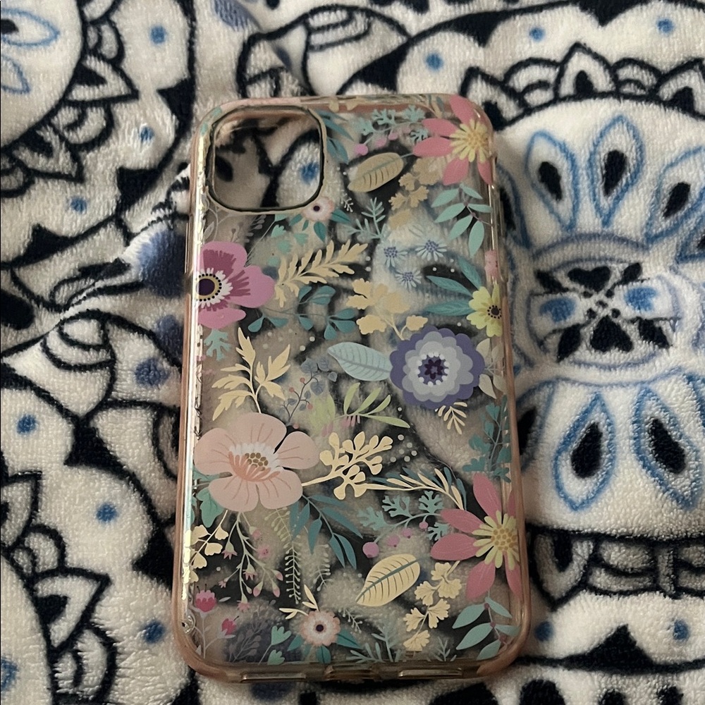 Floral Pattern Phone Case - Multicolor